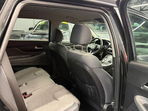 Used 2023 Hyundai Santa Fe SE AWD/4WD image 18
