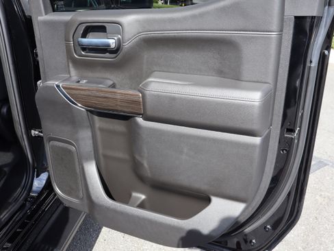 Certified 2022 Chevrolet Silverado 1500 RST image 33