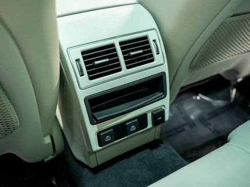 Used 2025 Jaguar F-PACE R-Dynamic S image 45