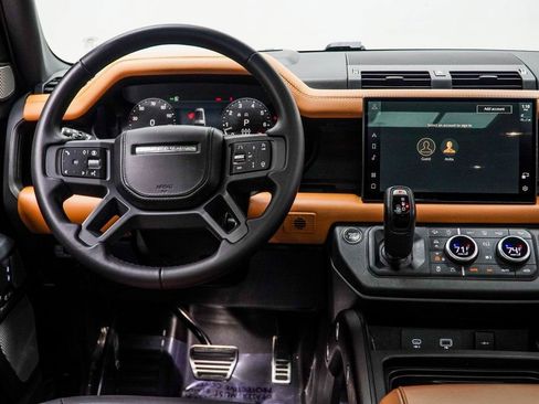 Used 2024 Land Rover Defender 130 X image 16