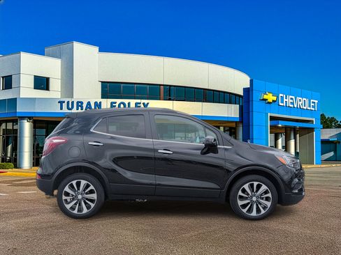 Used 2022 Buick Encore Preferred w/ Safety Package AWD/4WD image 7