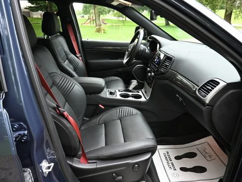 Used 2021 Jeep Grand Cherokee Trackhawk AWD/4WD image 19