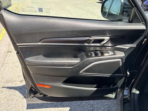 Used 2024 Kia Telluride S FWD image 20