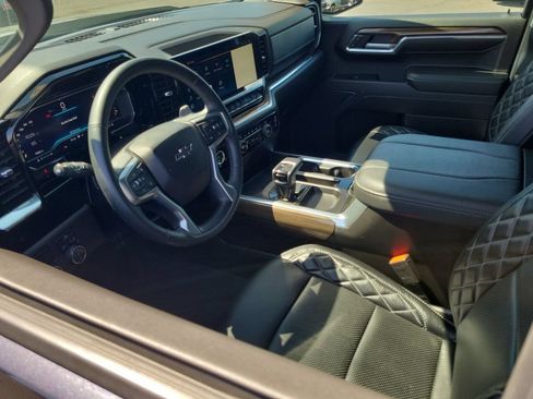 Used 2023 Chevrolet Silverado 1500 RST w/ LPO, Dark Essentials Package RWD image 10