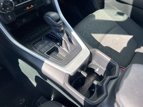 Used 2024 Toyota RAV4 XLE image 27