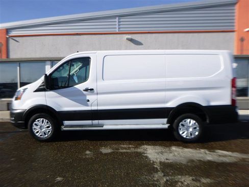 Used 2024 Ford Transit 250 Low Roof w/ Exterior Upgrade Package image 2