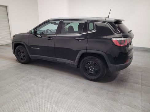 Used 2019 Jeep Compass Sport FWD image 3