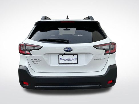 Certified 2025 Subaru Outback Premium image 4