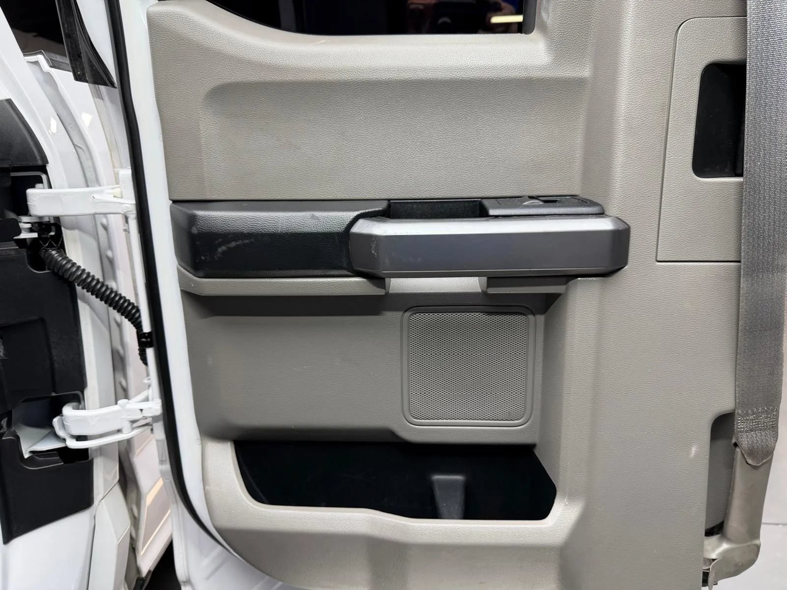 Used 2018 Ford F150 XLT w/ Equipment Group 301A Mid RWD image 15