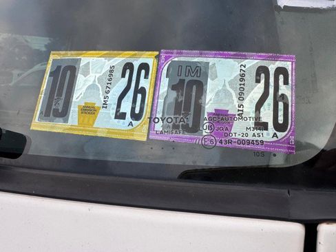 Used 2014 Toyota FJ Cruiser 4WD image 21