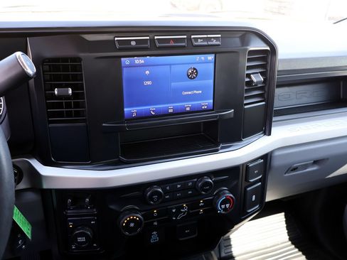 Used 2024 Ford F250 XL w/ FX4 Off-Road Package AWD/4WD image 20