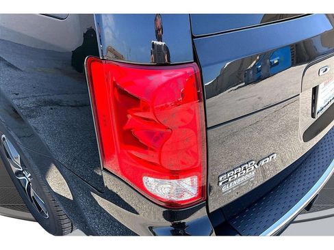 Used 2019 Dodge Grand Caravan GT FWD image 37