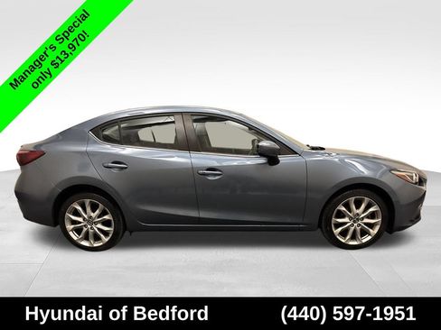 Used 2015 MAZDA MAZDA3 s Grand Touring w/ Technology Package FWD image 4