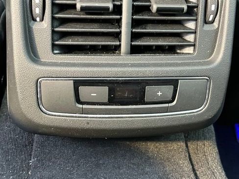 Used 2024 Audi e-tron GT Premium Plus w/ Performance Package image 17