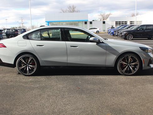 Used 2026 BMW 530i xDrive w/ Executive Package AWD/4WD image 11