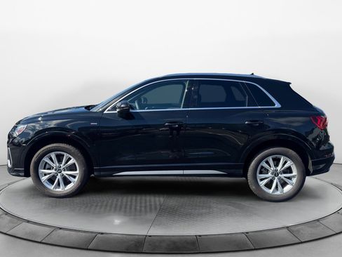 Used 2025 Audi Q3 2.0T Premium w/ Convenience Package AWD/4WD image 4