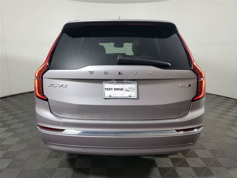 Certified 2026 Volvo XC90 B6 Plus w/ Protection Package Premier AWD/4WD image 5
