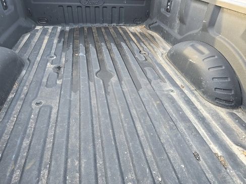 Used 2024 Ford F350 Platinum w/ FX4 Off-Road Package image 5