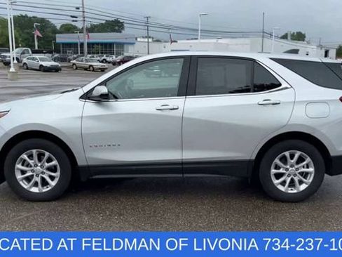Used 2019 Chevrolet Equinox LT w/ Driver Convenience Package FWD image 5