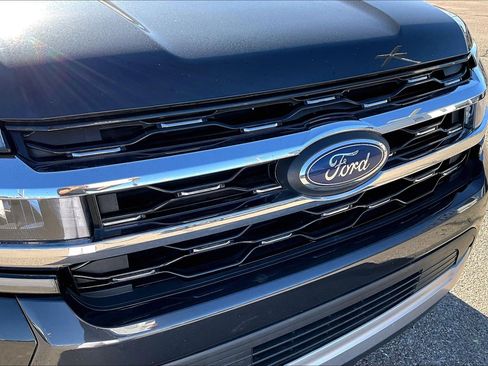 Certified 2024 Ford Expedition Limited image 32