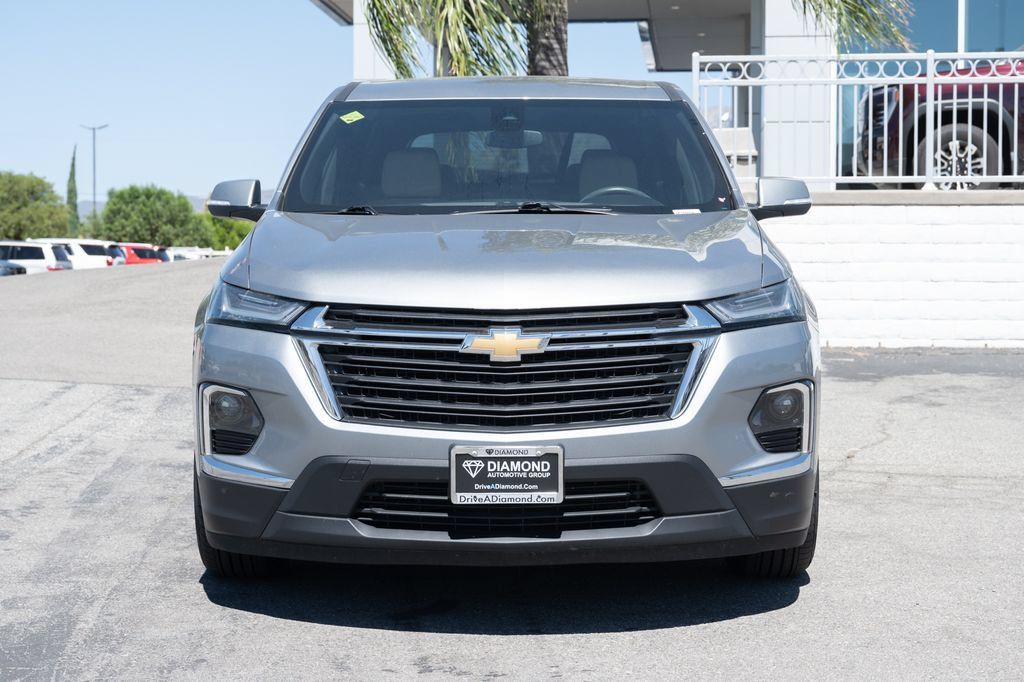 Used 2023 Chevrolet Traverse LS w/ Safety Package FWD image 3