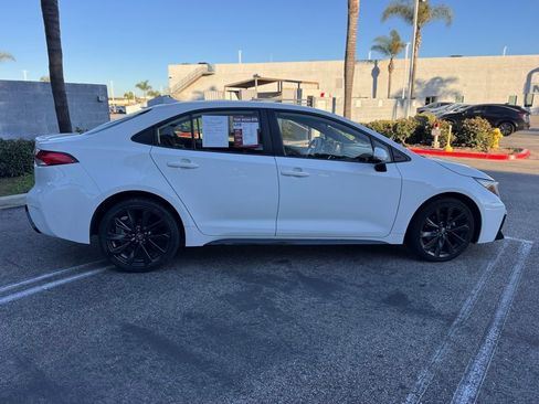 Used 2024 Toyota Corolla SE image 9