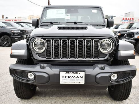 New 2026 Jeep Gladiator Sport image 2