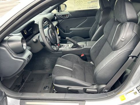 New 2026 Toyota GR86 Premium image 17