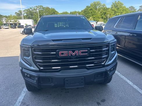 Used 2023 GMC Sierra 1500 AT4X w/ AT4X AEV Edition AWD/4WD image 2