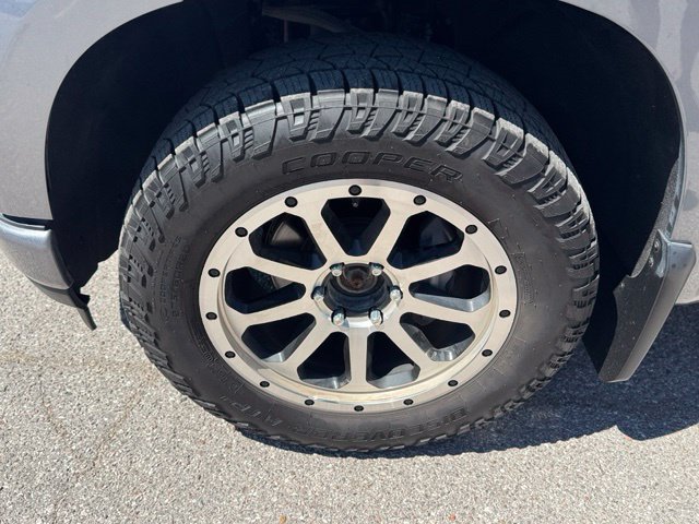 Used 2022 Chevrolet Silverado 1500 RST AWD/4WD image 8