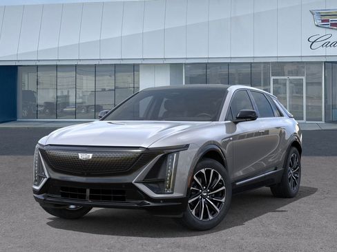 New 2026 Cadillac Lyriq Sport image 6