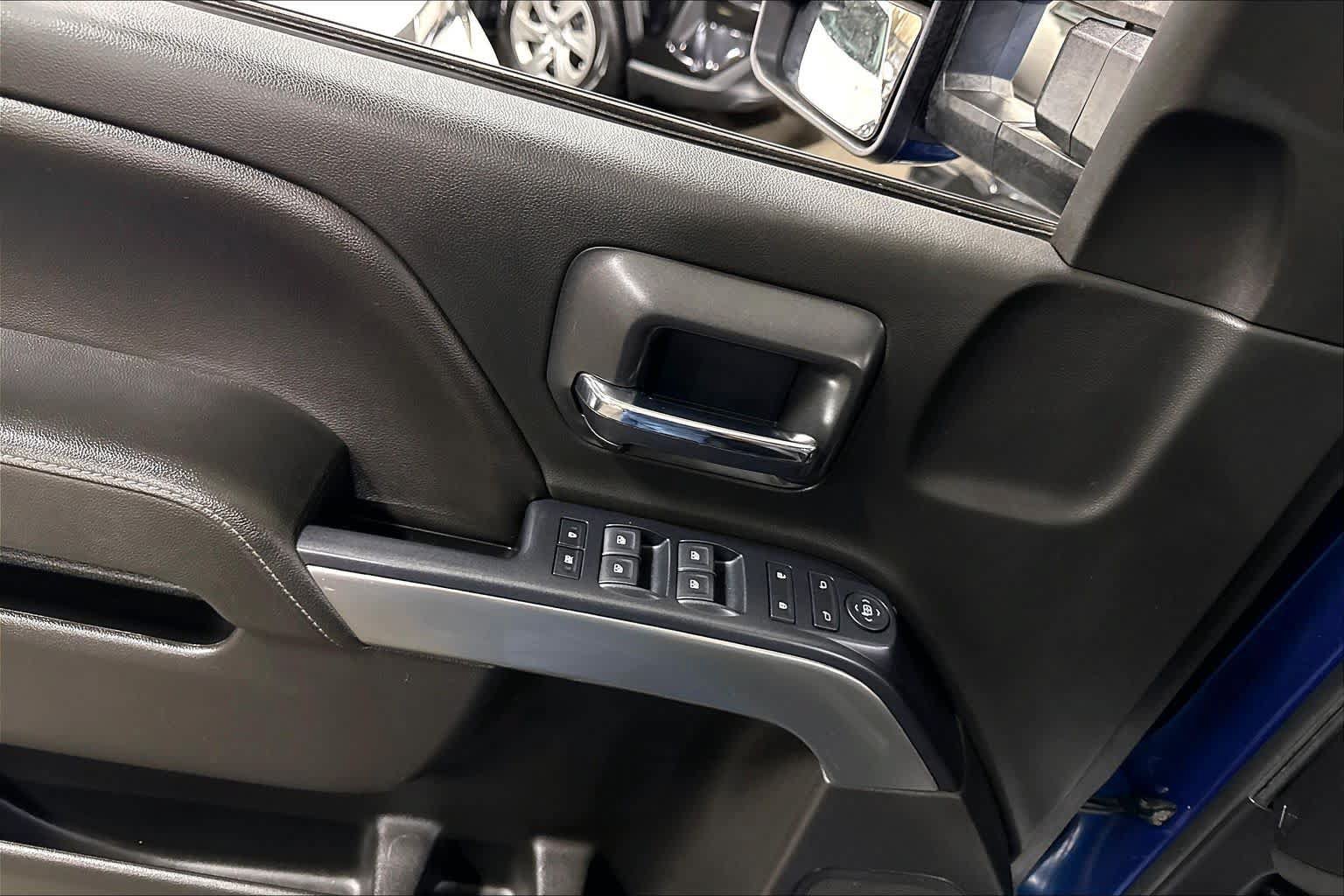 Used 2019 Chevrolet Silverado 1500 LT w/ All Star Edition AWD/4WD image 36