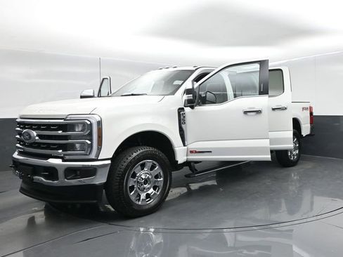 New 2026 Ford F350 King Ranch w/ Chrome Package image 63