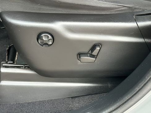 Used 2023 Dodge Durango GT image 26