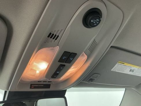 Used 2016 Chevrolet Equinox LTZ w/ Enhanced Convenience Package FWD image 30
