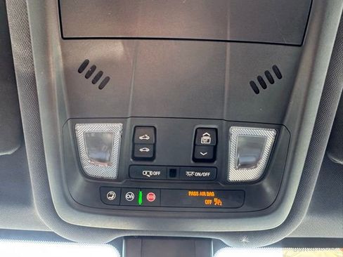 Used 2022 Chevrolet Equinox RS w/ RS Leather Package image 24