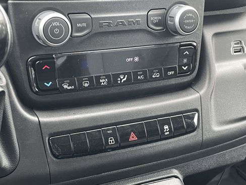 New 2026 RAM ProMaster 1500 w/ Convenience Group FWD image 4