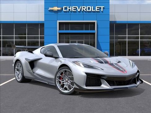 New 2026 Chevrolet Corvette ZR1 w/ ZR1 Carbon Fiber Aero Package RWD image 7
