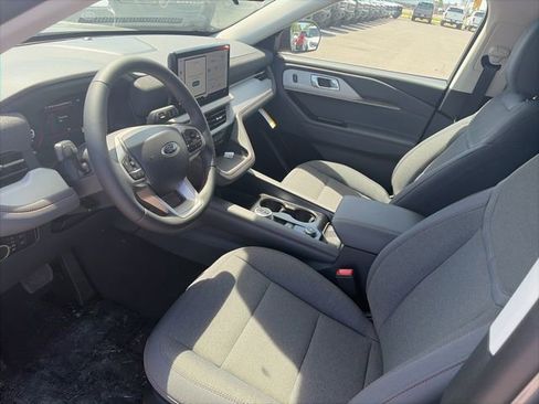 New 2026 Ford Explorer Active image 16
