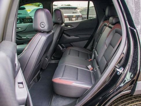 New 2026 Chevrolet Equinox RS w/ Convenience Package III FWD image 28
