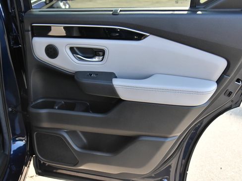 Used 2024 Honda Pilot EX-L image 47