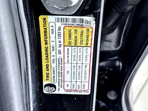 Certified 2021 Ford Explorer Platinum w/ Equipment Group 601A AWD/4WD image 29