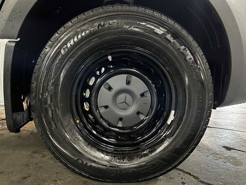 Used 2026 Mercedes-Benz Sprinter 2500 image 9