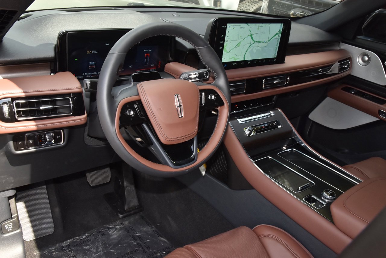 New 2027 Lincoln Aviator Reserve AWD/4WD image 35