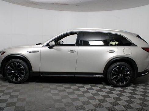 Used 2025 MAZDA CX-90 Plug-In Hybrid w/ Premium Plus image 4