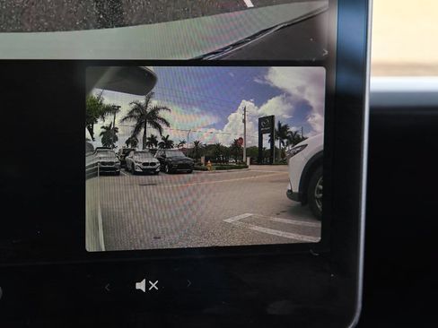 Used 2023 Tesla Model 3 Standard Range RWD image 29