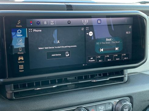 Used 2025 Jeep Wrangler Sport S image 20