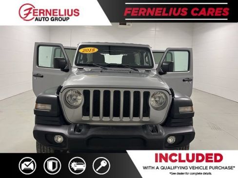 Used 2018 Jeep Wrangler Unlimited Sport S AWD/4WD image 10
