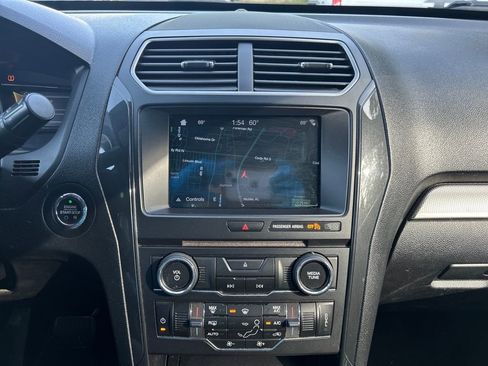 Used 2018 Ford Explorer XLT w/ Equipment Group 201A image 16