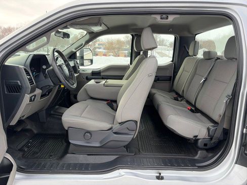 Used 2022 Ford F350 XL w/ Power Equipment Group image 23